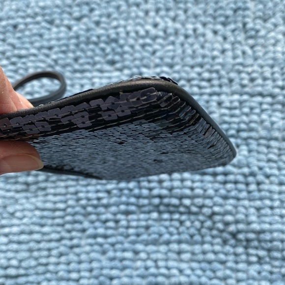 Coach EUC Occassion Small Sequin Wristlet - Picture 6 of 9